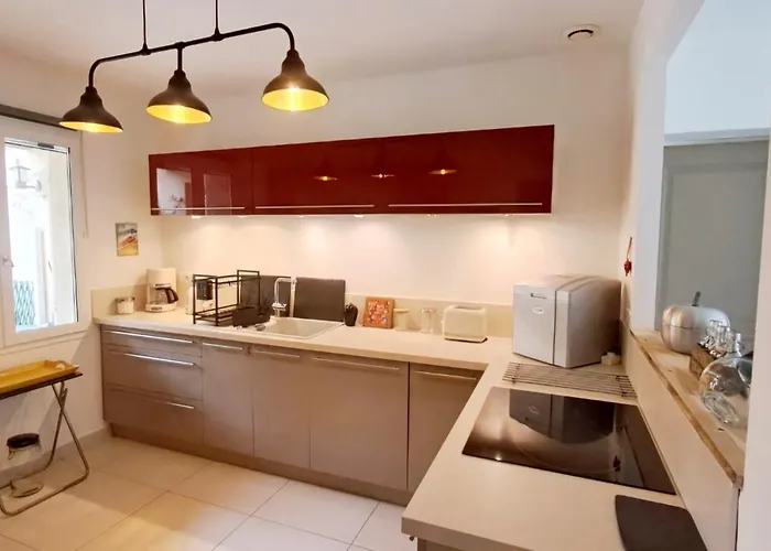 Le Paradis De Sophie Dauphin